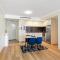 City Lux 2Bed Apt, Parking, Pool