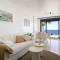 Beautiful apartment with stunning sea views and a large terrace!