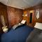 Malt-Barn Conversion, with access to Pool & Hot Tub-at Fox Valley Cottages - Lansallos