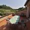 Casa Ghirlanda con Piscina e Campo da Tennis