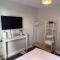 Mandeville Guest House - Enfield Lock