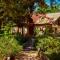 Grand Cottage