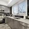 NEW Stylish 2BR Suite With Sofa Bed, 7 Mins to Niagara Falls and Sleeps 6 - Niagara Falls