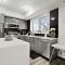 NEW Stylish 2BR Suite With Sofa Bed, 7 Mins to Niagara Falls and Sleeps 6 - Niagara Falls
