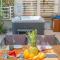 New delux green garden apartment with hotube **** - Split