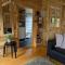'Monktonmead Lodge' in secluded setting, with private indoor pool. - Ryde