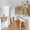 Stunning designer 3 Bed 2 bath opp Long Reef Golf Course