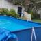 Cozy Casita with Pool & Lush Garden - 蓬塔内格拉