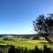 Stunning designer 3 Bed 2 bath opp Long Reef Golf Course