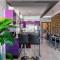 Oceanview Apartment with Stunning City View