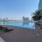 Peaceful and Airy 1-bedroom Apartment with the Palm beach view - Dubaj