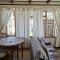 Sunray Cottage
