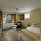 Quest Fulfiller - Near General Hospital, Free Parking & Garden