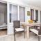 House Santro