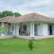 Oak Tree Villa