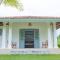 Oak Tree Villa