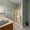 Penthouse Suite Right in the Heart of Downtown - Trackside - 蓝岭
