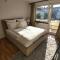 Bright 2BR Family-friendly Home -BASF - Free Parking - Super Fast WIFI