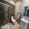 Views over Harrogate - 2Bed JADE Suite & Parking - Harrogate