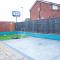 Simlar Luxury Stay, Parking, Wi-Fi, Basketball Court - Leicester