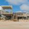 6877S - Direct Oceanfront Endless Summer Cottage - 长滩