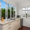 Charming 1-Bed Cottage with Garden Retreat