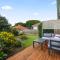 Charming 1-Bed Cottage with Garden Retreat