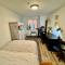 Micro Studio Apartment 10 Minutes Walk to University of Washington - Сіетл