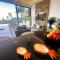 VILLA CHLOE - SEAVIEW - 4 Bedrooms