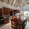 Authentic St, Lucian Experience at Prestigious Villa - Colibri Cottage villa - سوفريير