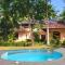 King Coconut Lodge