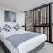Modern Nomads Trendy 2BR Melbourne Central Skyline Near Station