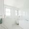Stunning Beachfront penthouse-Beach District Views