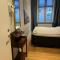 Davaas Bed & Breakfast