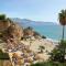 Modern townhouse with 3 terraces, pool and views - Nerja
