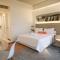 HARRIS Suites fx Sudirman