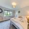 Luxury Country Escape with Hot Tub perfect for Friends and Families - Shifnal