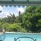 CHARMANT HAUT DE VILLA AVEC PISCINE PARTAGEE - Le Vauclin