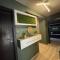 Mox Downtown Apartman