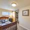 Family-Friendly Cottage with Playground in Centralia - سينتراليا