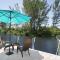 Electric-heated pool home on Gulf-access canal with bikes - Villa Ellie Mona - Cape Coral