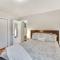 5 Mi to Oregon Zoo Apartment with Private Yard - Portland