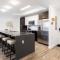 Stylish 2BR Retreat, Miami with Rooftop Lounge - Miami Stylish 2BR Retreat, Miami with Rooftop Lounge - Miami