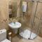 Sitwell coastal apartment with free parking