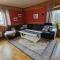 Comfortable apartment on a farm with parking - Tromsø