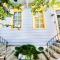 Kerlerec Victorian Cottage - Steps to French Qtr. - Nova Orleães
