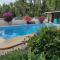 Mahinas Lodge