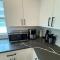 Luxury Gated NYC Theme 3BR 2B with Parking by EWR - 伊丽莎白