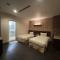 Hua Xiang Hotel -Zouying - 高雄