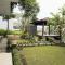 Family Only Homey Villa with Mountain View - De Reiz Cemara Syariah 3BR - 万隆